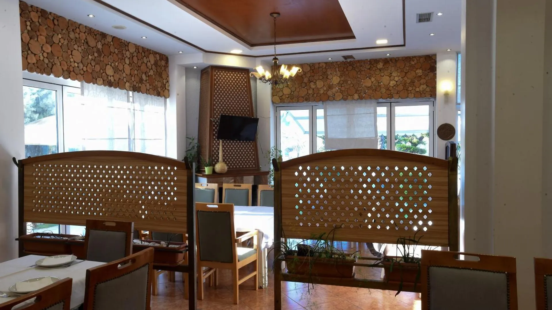 Hotel Restorant Halal Il Tramonto. Vore Albania